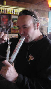 Trying out the ROOR bong