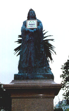 Queen Victoria wore a hat especially for JDay